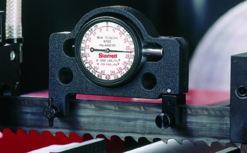 开封锯切钛合金用双金属带锯条还是硬质合金带锯条？